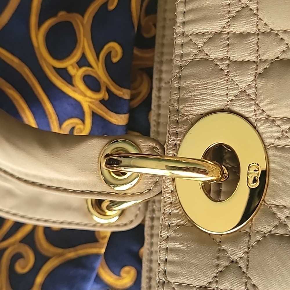Christian Dior Beige NYLON Lady Cannage with Charm. - Picture 5 of 10